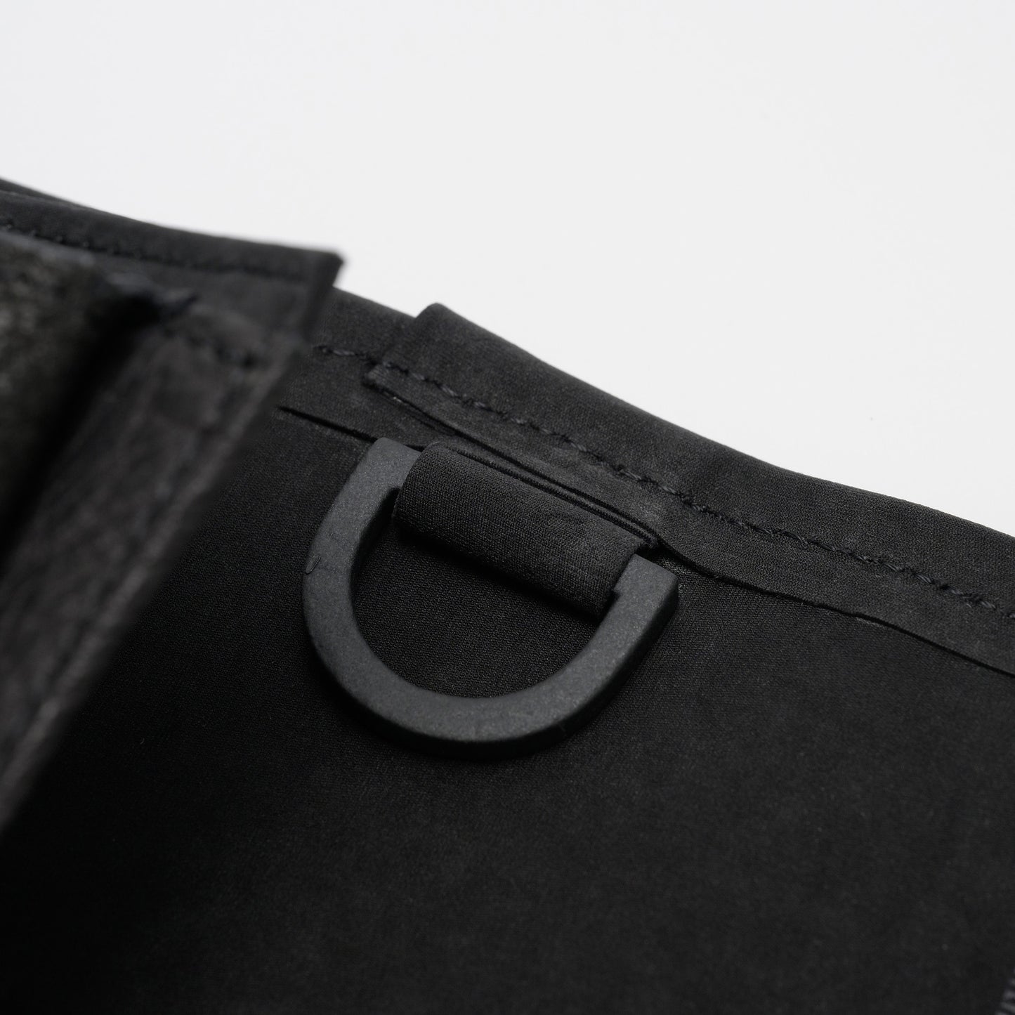 ARMOR(アルモア) / 3つ折りウォレット / ホースシュリンク(茶芯バージョンではありません)