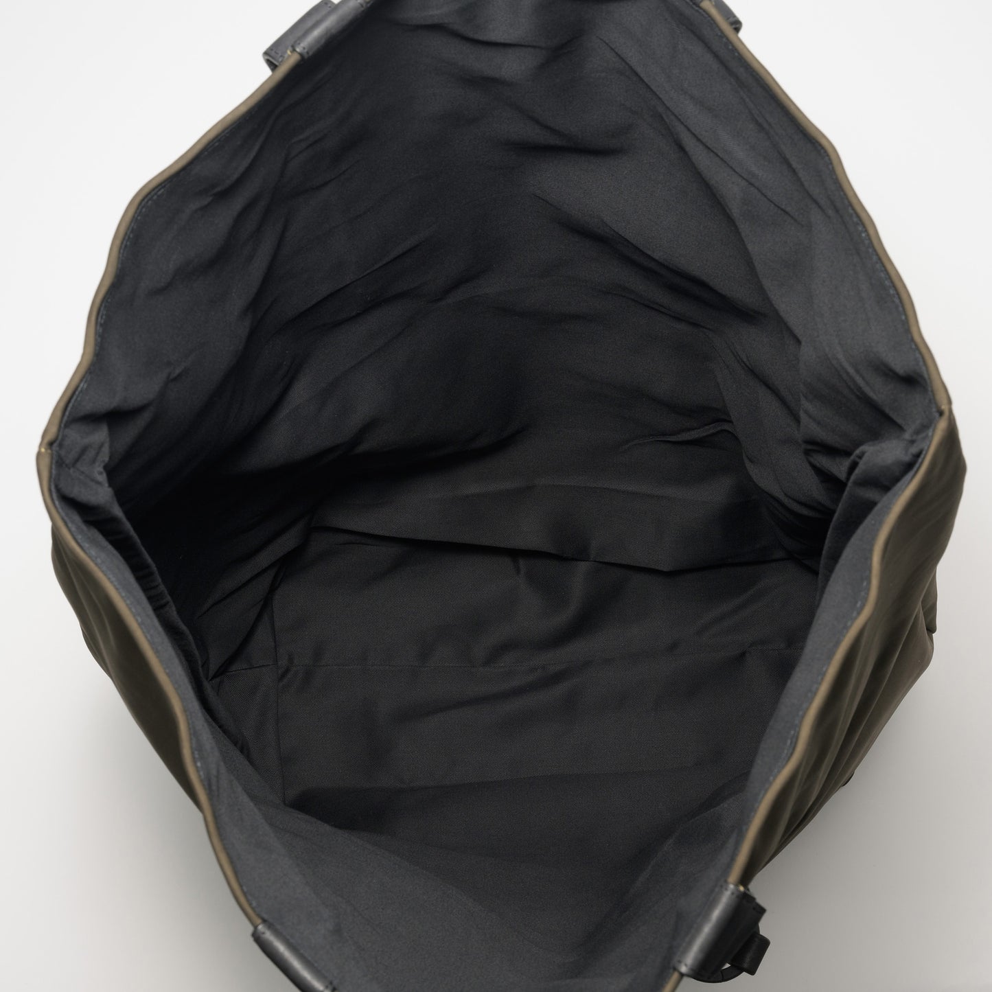 VOYAGE / トートバッグ Lサイズ / ベンタイル(オリーブ)