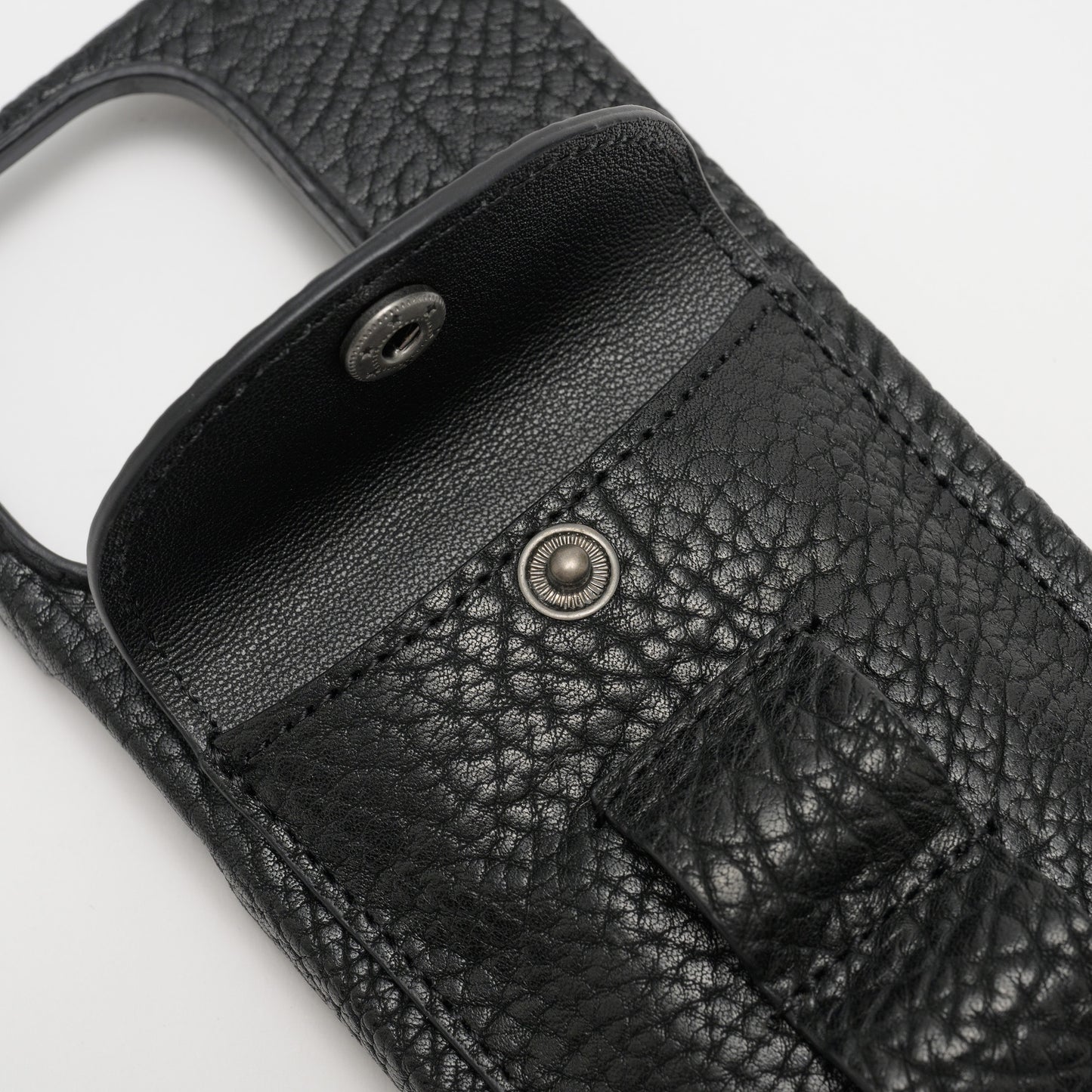 Helm / iPhoneレザーケース (iPhone14PRO、iPhone15PRO)